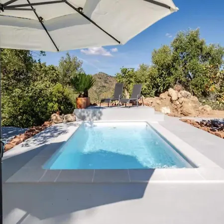 5-bedroom With Pool, Swimjet And Jacuzzi * Comares