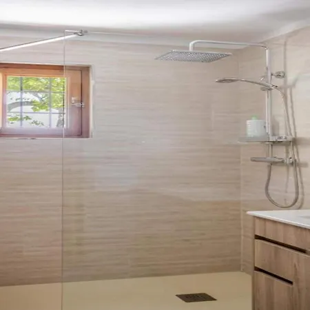 5-bedroom With Pool, Swimjet And Jacuzzi *
