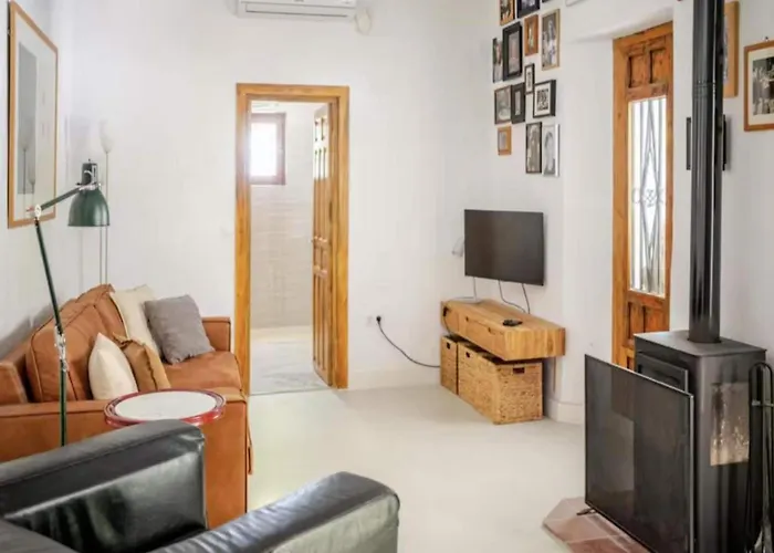 5-bedroom With Pool, Swimjet And Jacuzzi וילה